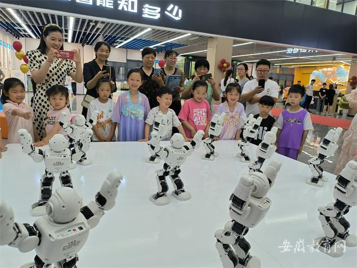 青少年活动中心开馆 (5).jpg